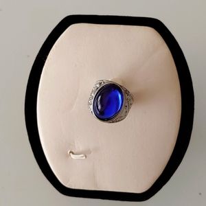 (EVERYTHING MUST GO- 5/$10)NEW FASHION RING